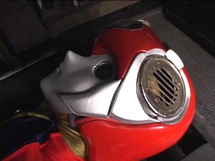 仮面セイバーVS鉄腕DOOLミライダー 三上翔子